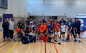 (Miniature) Regroupement Parabadminton et Deficients Auditif (D.A)